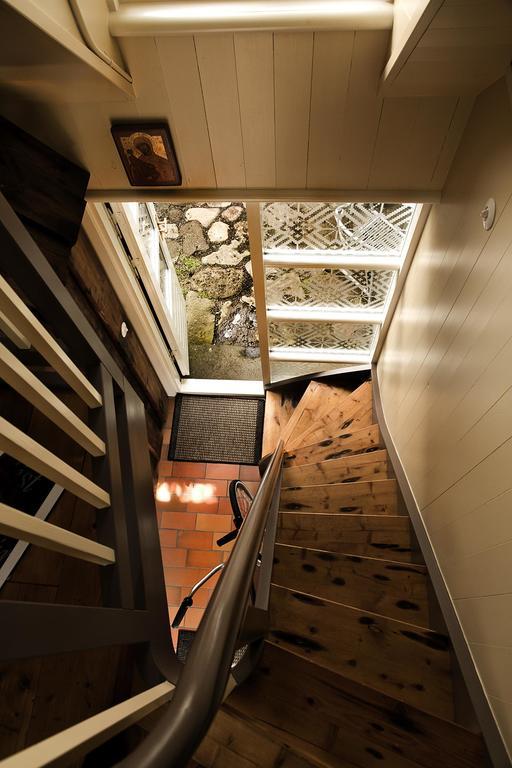 Vaktahouse *